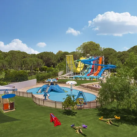 Semesteranläggning (resort) Sirene 5*