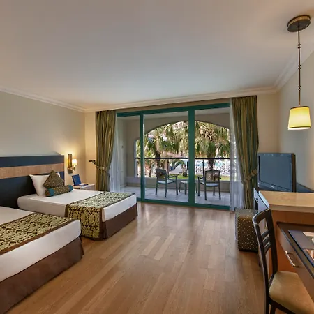 سيرين منتجع 5*