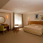 Sirene Semesteranläggning (resort) 5*