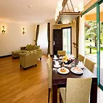 Semesteranläggning (resort) Sirene 5*