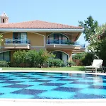 Semesteranläggning (resort) Sirene 5*