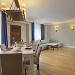 Semesteranläggning (resort) Sirene 5*