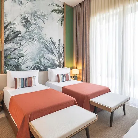Resort Sirene 5*